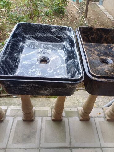 Salon, tibbi mebel dəsti: Gözəllik salonu üçün mebel dəsti Tərkib: - Saç yuma stolu: qara — 57