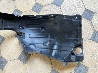 Подкрылки, брызговики, защита днища: Подкрылок Передний левый Toyota, 2021 г., Б/у, Оригинал — 7