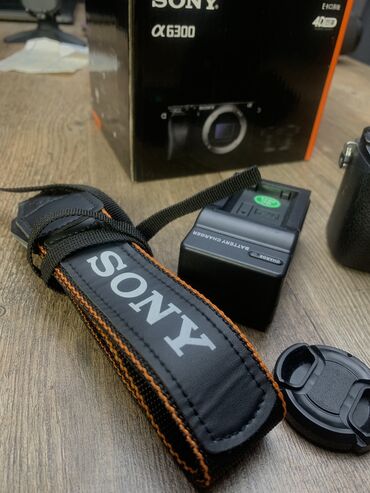 фотоаппарат nikon d3200 18 55vr kit: Продаю Фотоаппарат беззеркальный Sony Alpha A6300 16-50mm kit