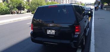 Ford: Ford Expedition SUV - Korpus: qara rəng, iri ölçülü kuzov, güclü və — 7