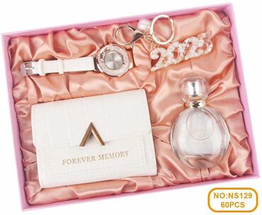 Setovi nakita: 🎁 Poklon setovi za svaku priliku! 🎁 U ponudi imamo veliki izbor — 4