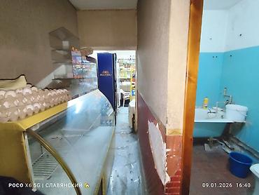 Кыймылсыз мүлк: Дүкөндөрдү сатуу Турак үйдө, 37 м², Жабдуусу менен, 1 кабат — 7
