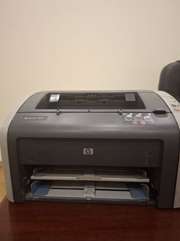 HP LaserJet 1010 monoxrom lazer printer - Model: HP LaserJet 1010
