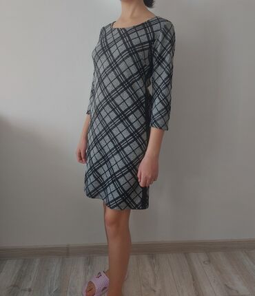 Вечерние платья: Вечернее платье, Коктейльное, Короткая модель, С рукавами, XS — 6