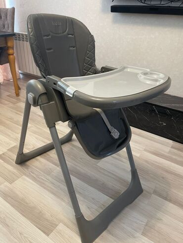 Nənnilər: Uwaq stolu yaxai veziyyetde arxasinda deffekti var deye ucuz qoyulun