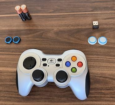 tv 150 ekran: Logitech F710 Wireless Gamepad (Tam Komplekt) Çox az və səliqəli — 4