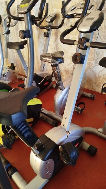 Elliptik trenajorlar: Maqnitik velotrenajorlar – ev və fitnes zalı üçün. Xüsusiyyətlər: -