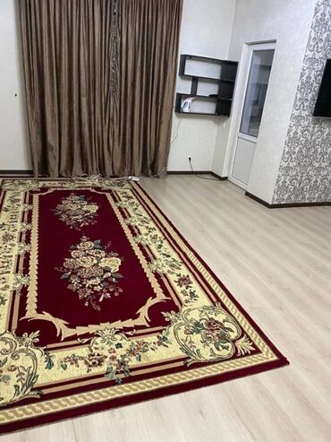 долгосрочная аренда квартир каракол: 1 бөлмө, Кыймылсыз мүлк агенттиги, Чогуу жашоосу жок, Толугу менен эмереги бар