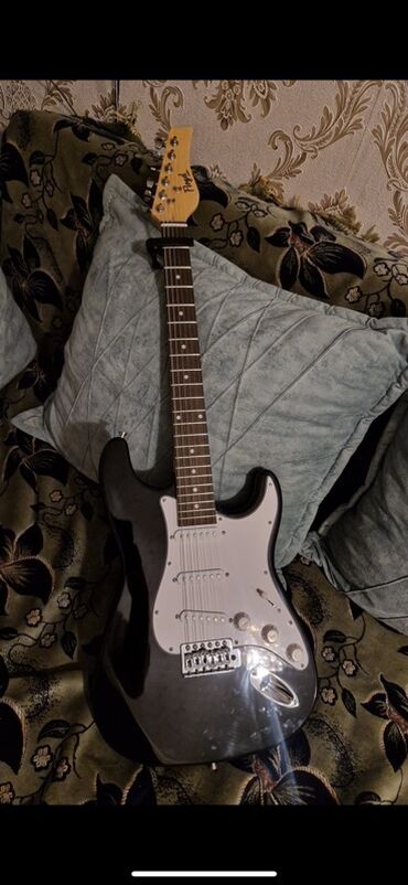 Акустические гитары: Электрогитара, Fender, 6 струн, Новый