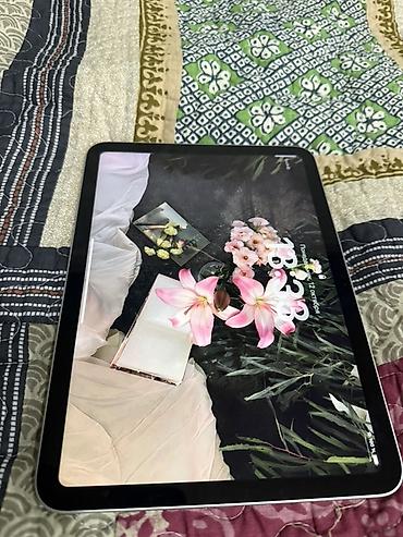 ми 10 с: Apple iPad (10-го поколения), Wi‑Fi, 64 ГБ, серебристый — 2