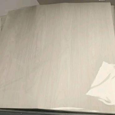 Tapete: Zidni pvc paneli
60x60cm
Paket 10 kom- 2999 din — 4
