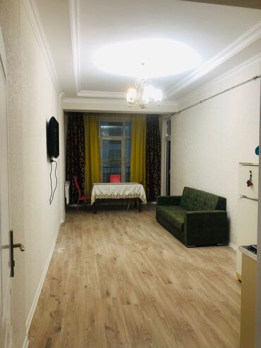 Uzunmüddətli kirayə mənzillər: 2 otaqlı mənzil – studiya mətbəxli - Geniş zal və mətbəx bir yerdə — 10