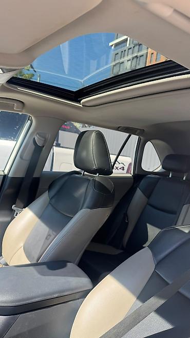 Toyota: Toyota RAV4: 2020 г., Гибрид, Кроссовер — 9