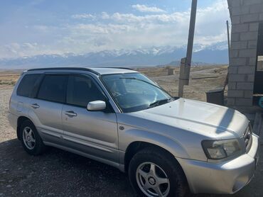 зарядное устройство на авто: Subaru Forester: 2004 г., 2 л, Автомат, Бензин, Кроссовер