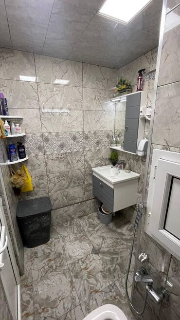 Köhnə tikili: Bakı, Yeni Günəşli Massiv D, 2 otaqlı, Köhnə tikili, 60 kv. m — 12