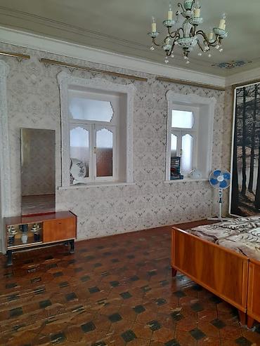 Продажа домов: Köhnə üslubda, həyətyanı sahəsi olan təkmərtəbəli ev - Giriş: ağ — 5