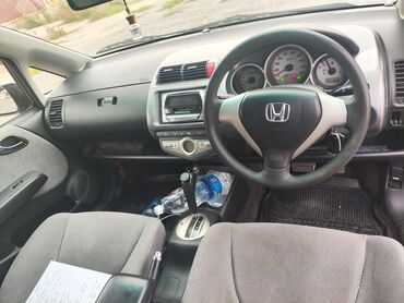 honda airwev: Honda Fit: 2004 г., 1.3 л, Вариатор, Бензин, Хэтчбэк