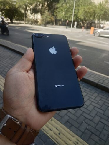 iphone 8plus qiymeti: IPhone 8 Plus, 256 GB, Jet Black, Sənədlərlə, Zəmanət, Simsiz şarj