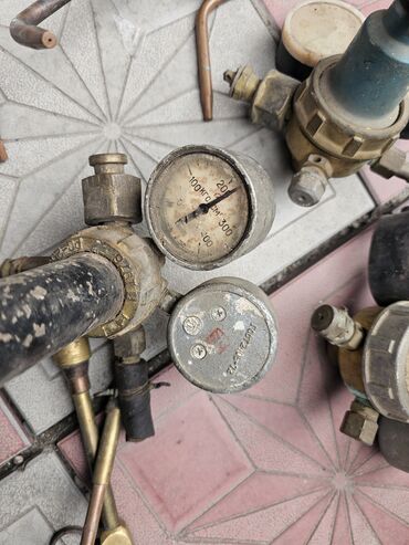 Сварочные аппараты: Сварочный аппарат, Аргонная сварка, Б/у, Самовывоз at lalafo.kg — 4 Сварочные аппараты: Сварочный аппарат, Аргонная сварка, Б/у, Самовывоз — 4