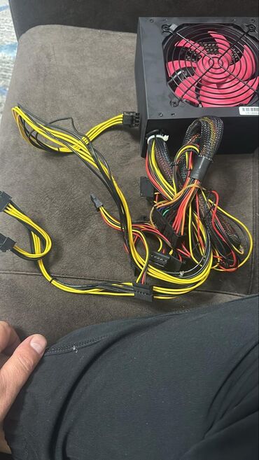 Блоки питания: Блок питания, Новый — 10