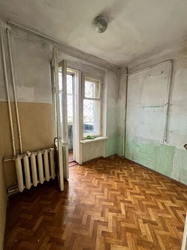 квартиры в рассрочку без первоначального взноса бишкек: 1 бөлмө, 32 кв. м, Жеке план, 2 кабат, Эски ремонт