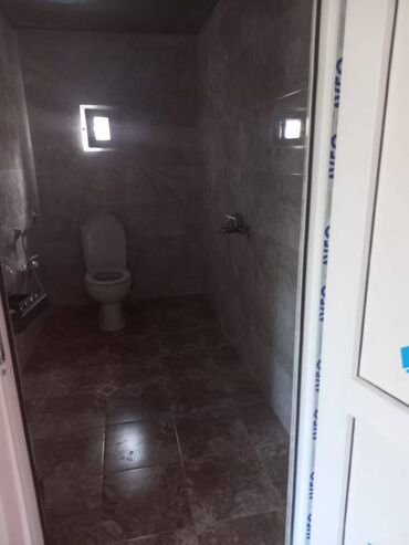 Həyət evləri və villaların satışı: 6 otaqlı, 400 kv. m, Orta təmir — 3