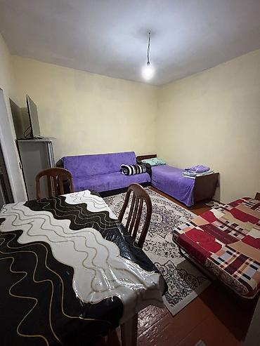 Günlük kirayə mənzillər: 5 otaqlı — 11