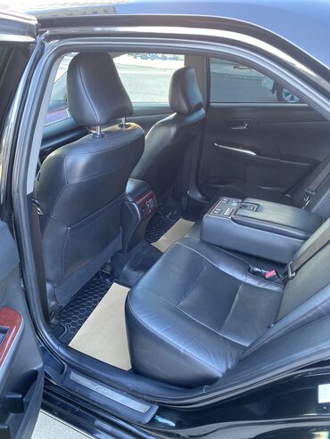 Toyota: Toyota Camry: 2.5 l | 2014 il Sedan — 11