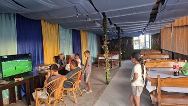 оборудование для кафе бу: Номер, АЙ АСМАН Бостери, Унаа токтотуучу жай, унаа туруучу жай, Футбол талаасы, Барбекю
