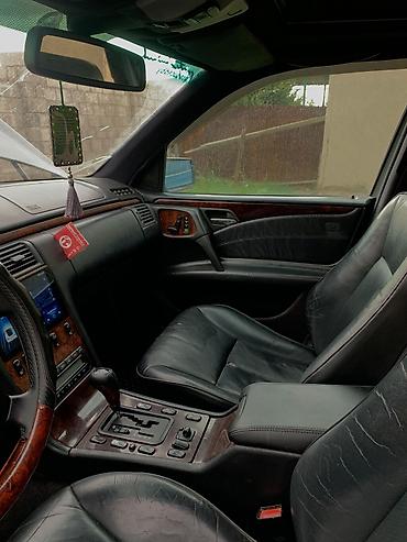 x class: Mercedes-Benz E-Class: 1997 г., 2 л, Автомат, Бензин, Седан — 5