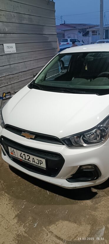 тику машина: Chevrolet Spark: 2017 г., 1 л, Вариатор, Бензин, Хэтчбэк