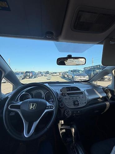 фит 1: Honda Fit: 2009 г., 1.5 л, Автомат, Бензин, Хэтчбэк — 8