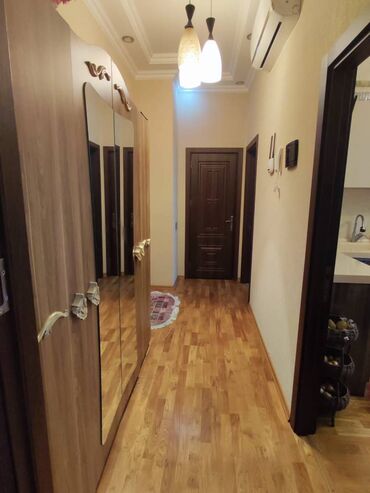 Yeni tikili: 2 otaqlı, Yeni tikili, m. Qara Qarayev, 70 kv. m — 10