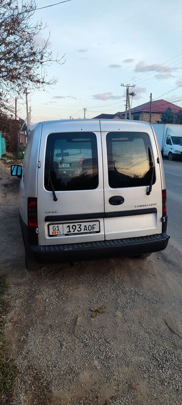 Opel: Opel Combo: 2008 г., 1.3 л, Механика, Дизель, Фургон