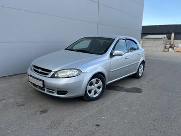 авто нива: Chevrolet Lacetti: 2007 г., 1.6 л, Механика, Бензин, Хетчбек