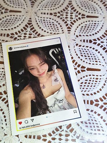 İncəsənət və kolleksiyalar: “Jennie” mövzulu Instagram kartı - Növ: K-pop temalı kolleksiya — 2