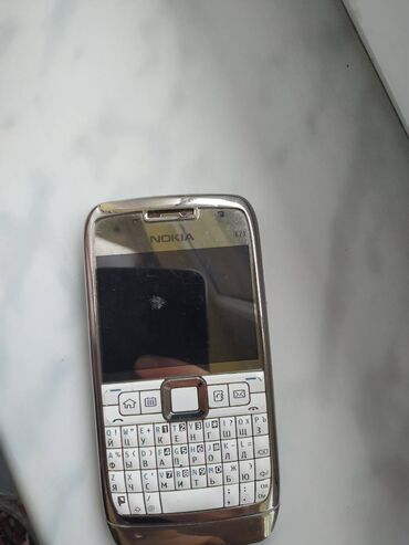Nokia: Nokia E71, rəng - Qızılı — 9