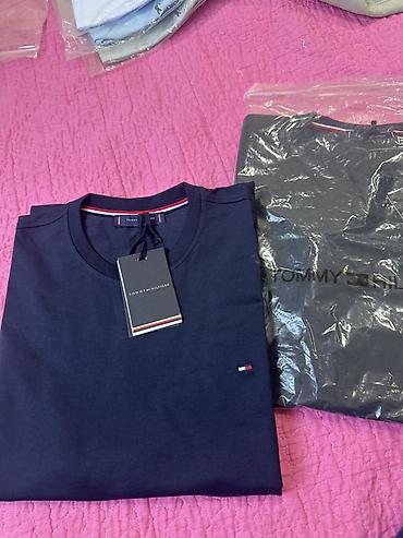 kişi geyimi: Tommy Hilfiger kişi t‑şörtü 3xl ve l razmer var orjınal - Model — 2