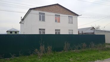 швейный машины: Сдается частный дом в Новопокровке, 300 м КВ, можно под швейный цех