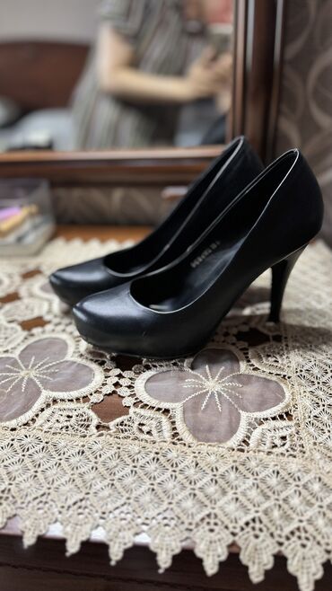 обувь туфли женские: Туфли 37, цвет - Черный
