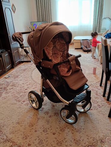 Modullu arabalar: Transformer araba, Adamex, İşlənmiş, Yaş: 30 ay, Ünvandan götürmə -da lalafo.az — 12 Modullu arabalar: Transformer araba, Adamex, İşlənmiş, Yaş: 30 ay, Ünvandan götürmə — 12