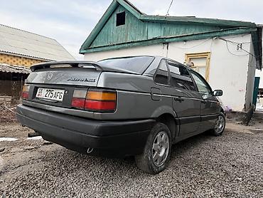 Volkswagen: Volkswagen Passat: 1991 г., 1.8 л, Механика, Бензин, Хэтчбэк — 3