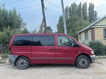 гетз 2: Mercedes-Benz Vito: 2003 г., 2.2 л, Механика, Дизель, Минивэн — 4