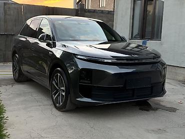 kaiyi e5: Lixiang L6: 2024 г., 1.5 л, Автомат, Бензин, Кроссовер — 2