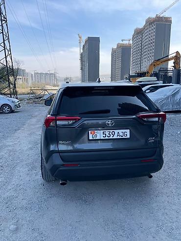 Toyota: Toyota RAV4: 2020 г., 2.5 л, Автомат, Бензин, Кроссовер — 9
