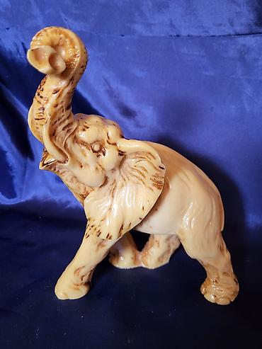 Figure: Figura nova slona iz 70,80ih godina. Figura slona po tradiciji — 14