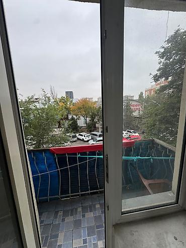 72: 2 комнаты, 50 м², ул. Московская / Турусбекова Хрущевка, 3 этаж — 5