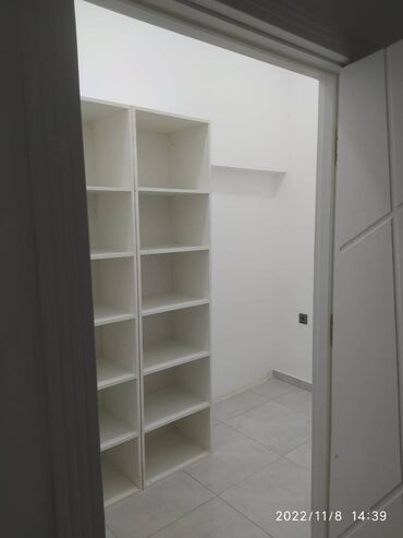 Digər kommersiya daşınmaz əmlakı: Həzi aslanov metrosunun yaxınlığında amerika sefirliyinə yaxın 110 kv — 11