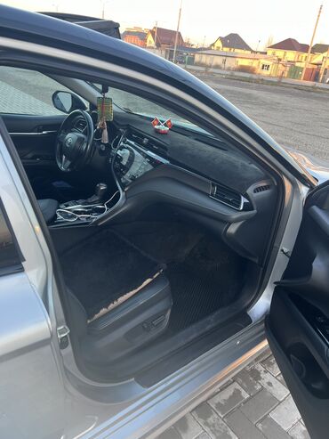 Toyota: Toyota Camry: 2019 г., 2.5 л, Автомат, Бензин, Седан at lalafo.kg — 8 Toyota: Toyota Camry: 2019 г., 2.5 л, Автомат, Бензин, Седан — 8