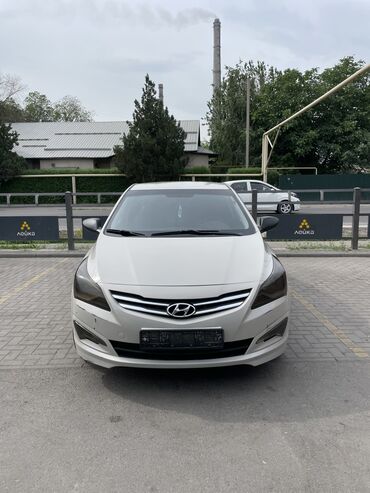 рус учет: Hyundai Solaris: 2014 г., 1.4 л, Автомат, Бензин, Седан
